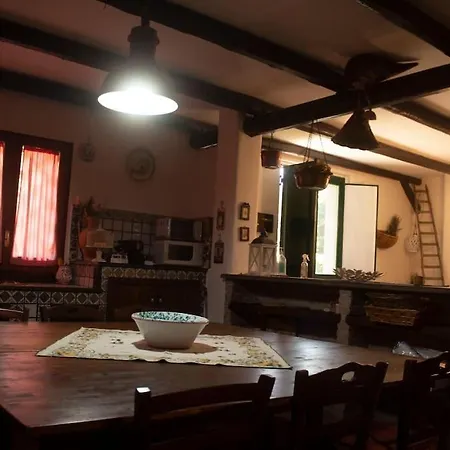 Domus Castanea Ferienhaus *