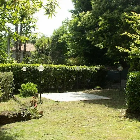 Domus Castanea Ferienhaus *